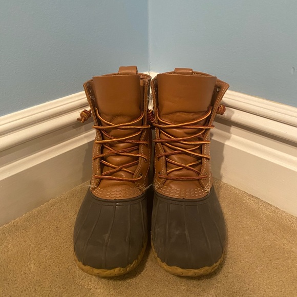 LL BEAN BEAN BOOTS SIZE 9 - Picture 1 of 6